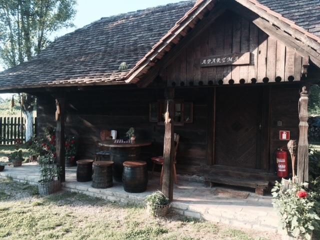 Hotel Tradicije Čigoč Habitación foto